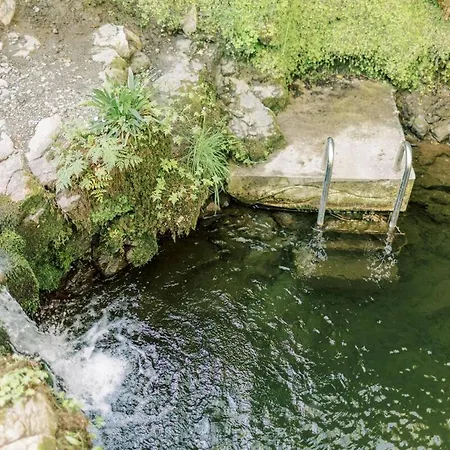 River Retreat Hideaway Sauna Leitrim 度假居 斯莱戈